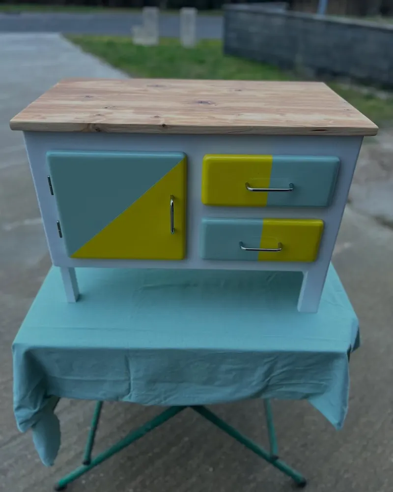 Petit meuble année 50